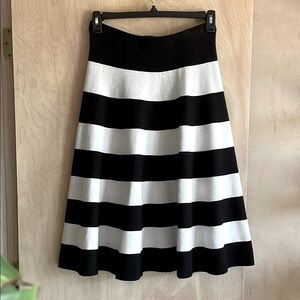 RVN Skirt Jacquard Knit Black White Stripe Women’s Sz: L